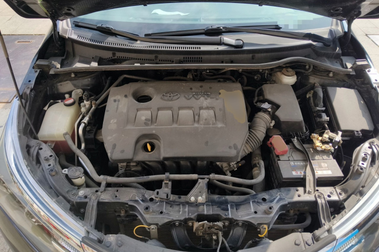 丰田 卡罗拉 2014款 1.6L CVT GL-i局部细节24