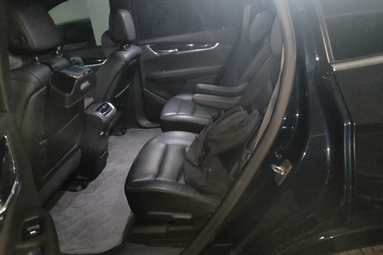 凯迪拉克XT6 2020款 28T 六座豪华型中控内饰21