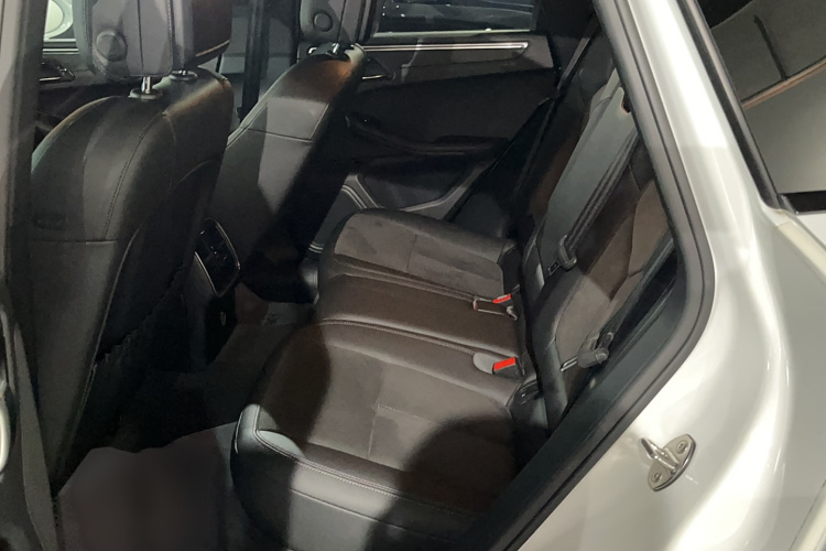 保时捷 2018款 Macan 2.0T中控内饰7001