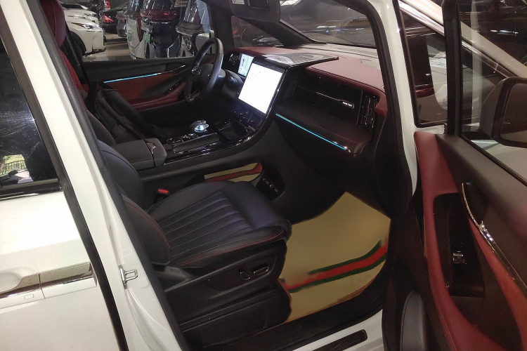 广汽传祺 传祺M8 2023款 宗师系列 400T 至尊版局部细节41