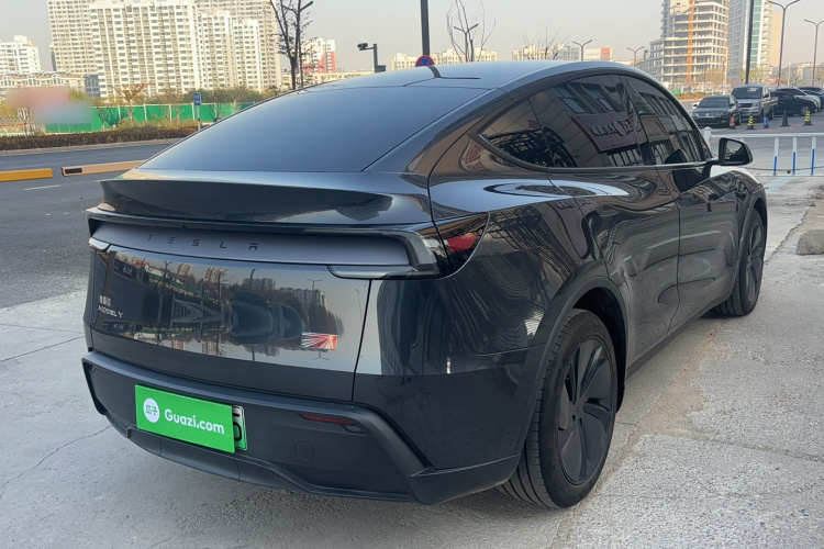特斯拉 Model Y 2025款 后轮驱动 首发版车身外观6003