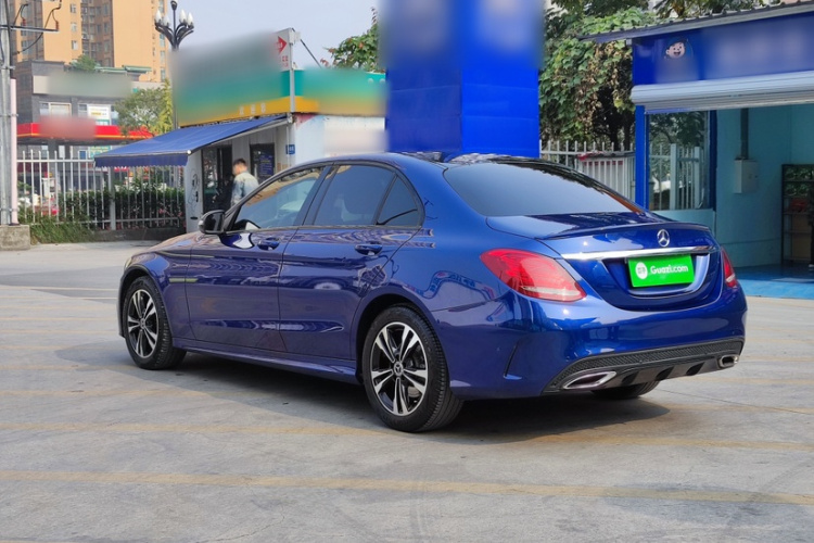 奔驰C级 2018款 C 200 运动版车身外观6001