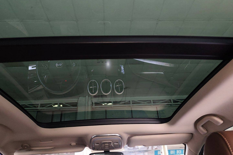 比亚迪S7 2016款 2.0T 自动尊贵型Plus局部细节22