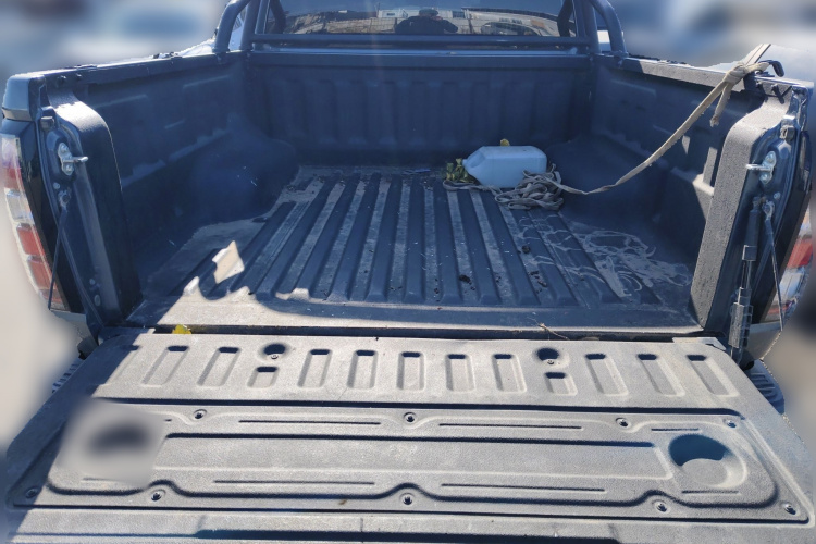 江铃 大道 2023款 全能者 2.3T柴油手动两驱标轴舒享款局部细节23