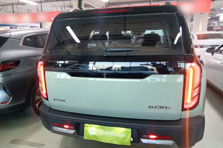 北京BJ30 2024款 1.5T 魔核电驱进阶版车身外观6