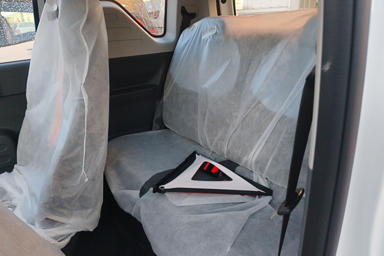 吉利银河 2024款 熊猫mini 200km 耐力熊中控内饰7004