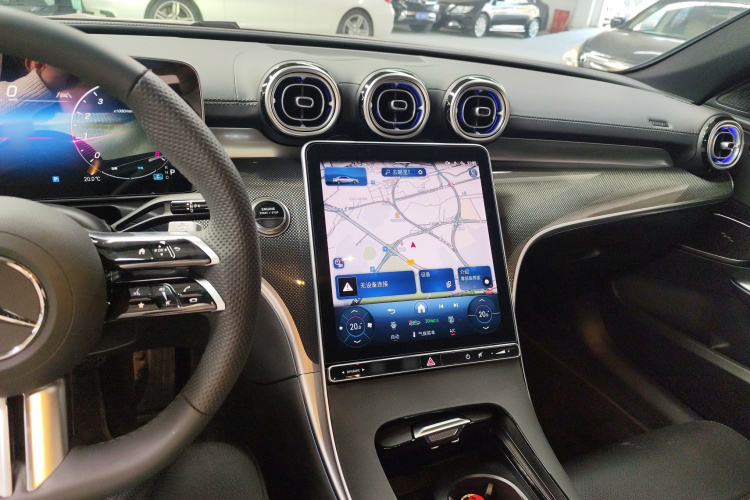 奔驰C级 2025款 改款 C 260 L 运动版中控内饰12