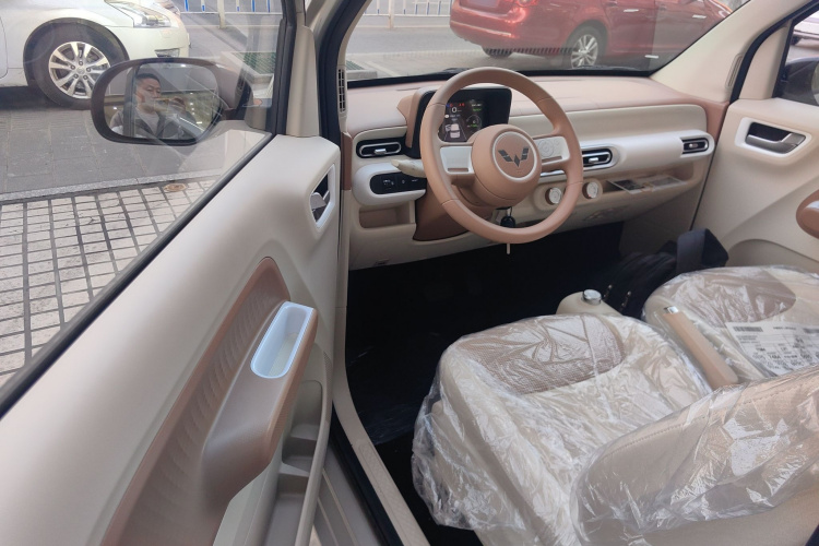 五菱汽车 宏光MINIEV 2024款 第三代 215km 青春版中控内饰20