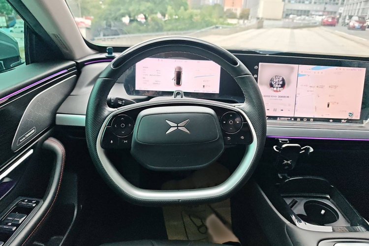 小鹏P7 2020款 670N局部细节13