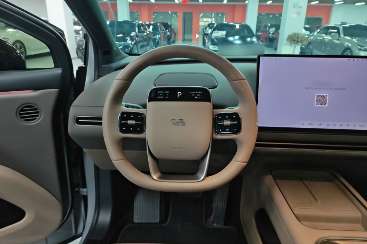 理想汽车 理想i6 2025款 两驱标准型中控内饰13