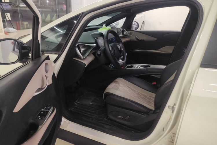 比亚迪 海豚 2021款 405km 时尚版中控内饰7003