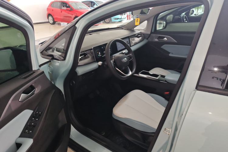 吉利几何E萤火虫 2024款 301km 星光中控内饰20