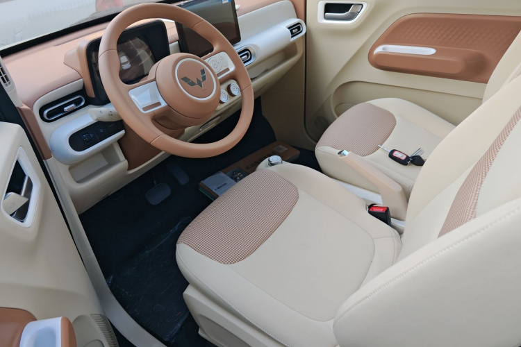 五菱汽车 宏光MINIEV 2024款 第三代 215km 青春版中控内饰19