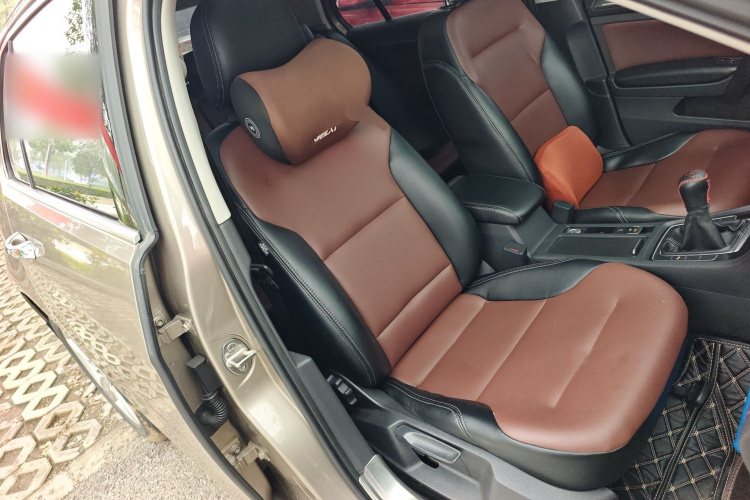 大众 高尔夫 2017款 230TSI 手动舒适百万辆纪念版局部细节41