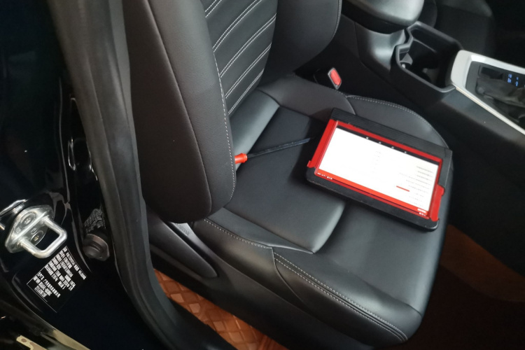 丰田 威兰达 2020款 2.0L CVT四驱豪华版局部细节41