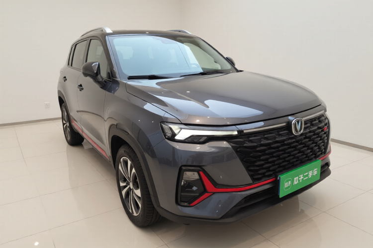 长安CS35PLUS 2021款 蓝鲸NE 1.4T DCT豪华型车身外观3