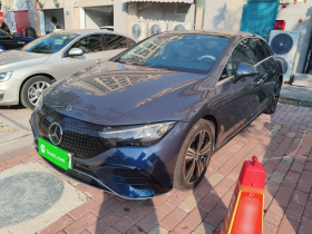 奔驰EQE 2025款 500 4MATIC 豪华版