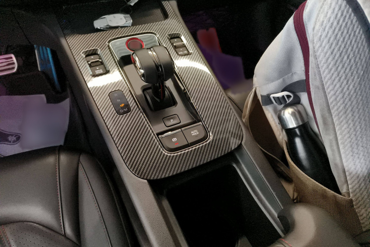 广汽传祺 影豹 2023款 270T DCT J15版局部细节18