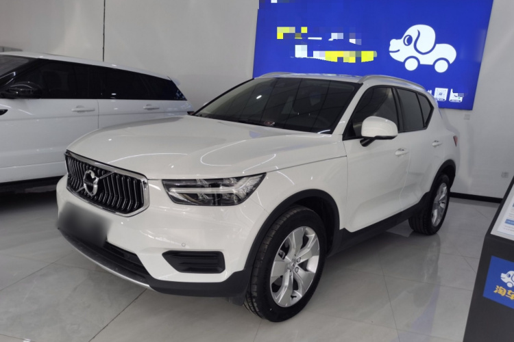 沃尔沃XC40 2021款 T3 智行时尚版车身外观4