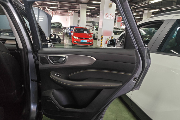 荣威RX5新能源 2020款 ePLUS 国潮荣麟豪华版中控内饰7006