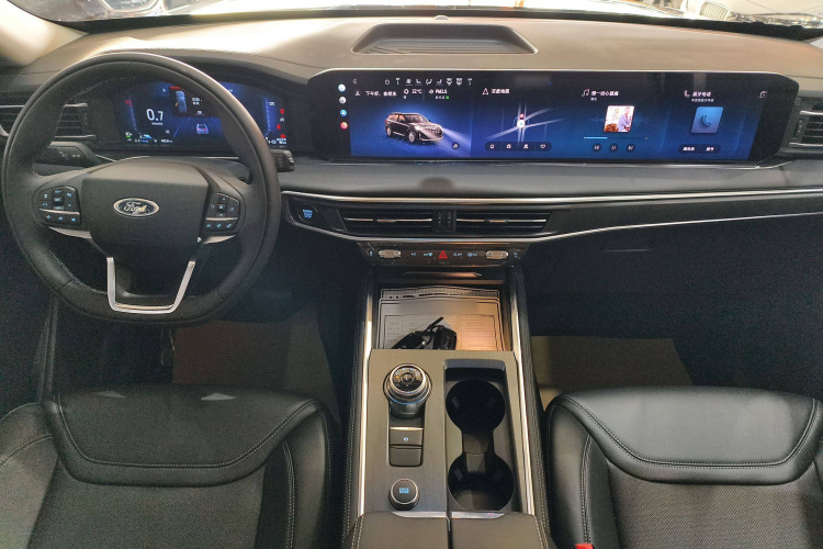 福特 探险者 2025款 2.3T EcoBoost 四驱穿越版 5座中控内饰7003