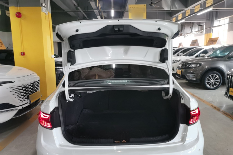 大众 速腾 2023款 280TSI DSG超越版局部细节23