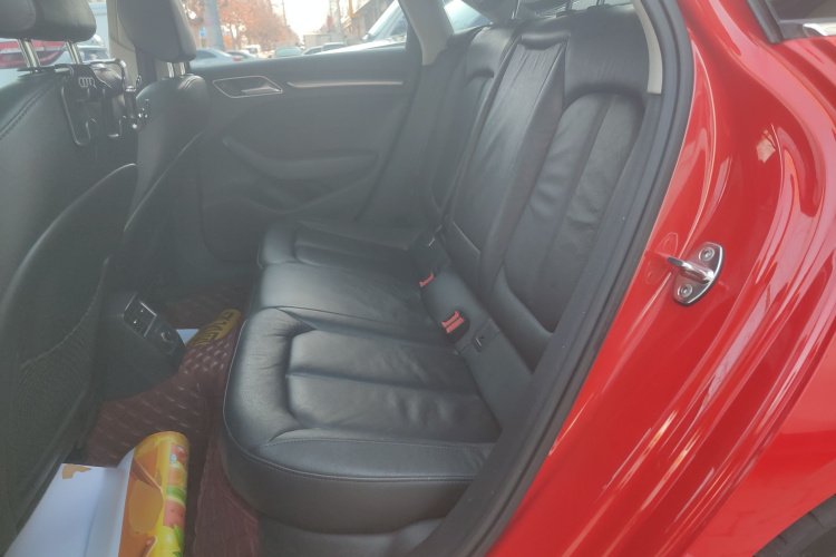 奥迪A3 2016款 Limousine 35 TFSI 风尚型中控内饰21