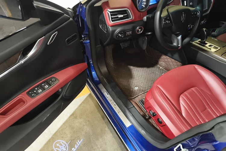 玛莎拉蒂 Ghibli 2014款 3.0T 标准版中控内饰20