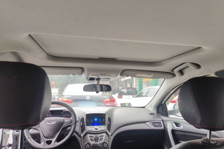 奇瑞 艾瑞泽5 2017款 1.5L CVT豪华版中控内饰22