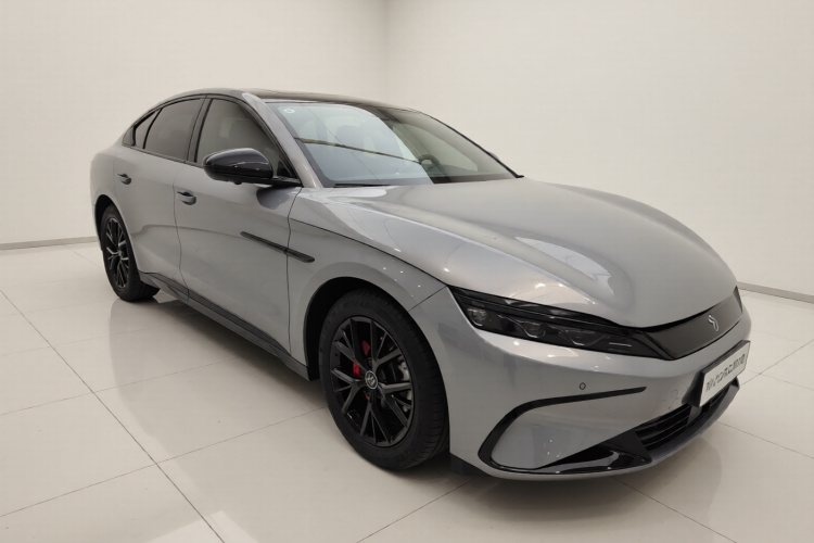 比亚迪 汉 2025款 DM-i 125KM精英型车身外观3