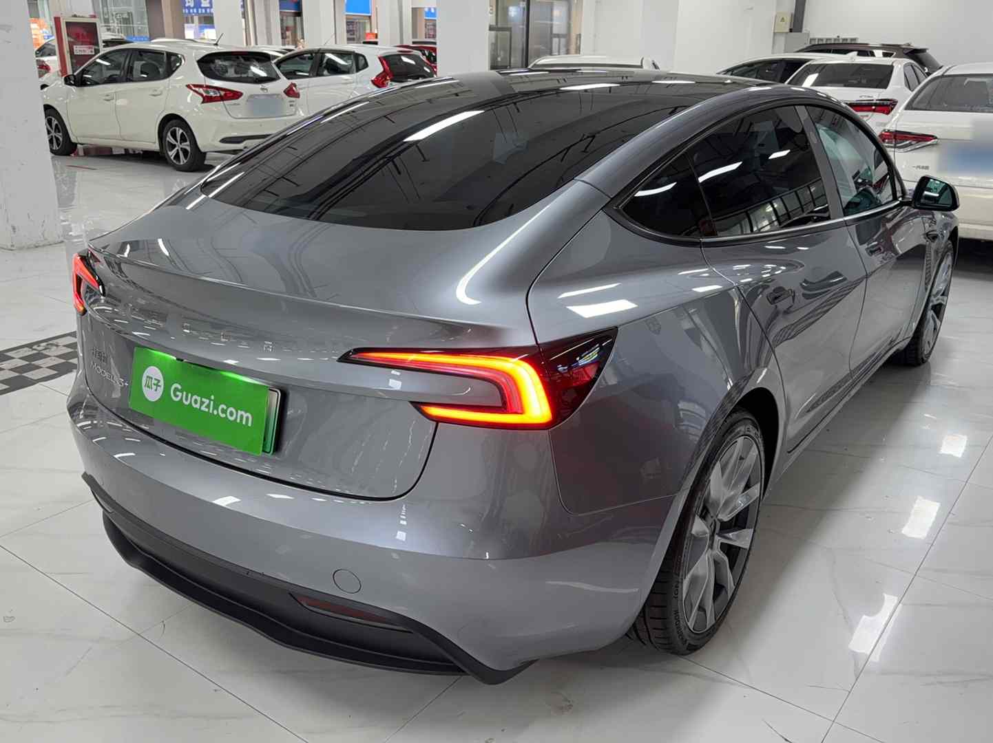 特斯拉 Model 3 2023款 长续航全轮驱动版(5)