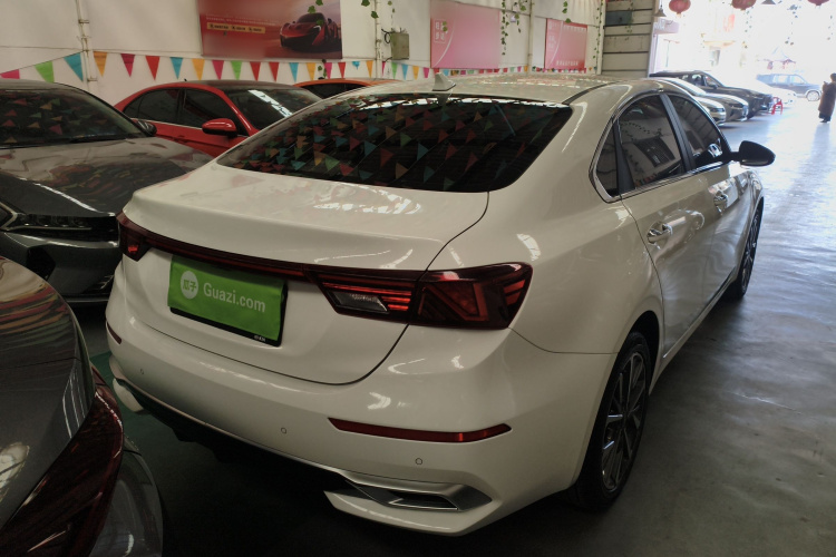 起亚K3 2021款 改款 1.5L CVT时尚版车身外观7