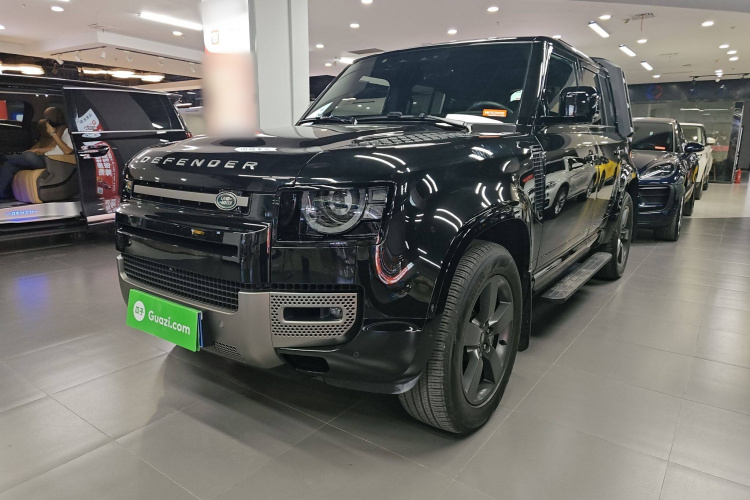 路虎卫士 2024款 110 3.0T P400 X-DYNAMIC HSE车身外观1