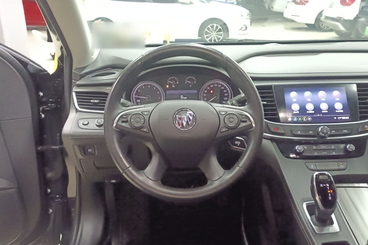 别克 君越 2022款 552T 豪华型中控内饰13