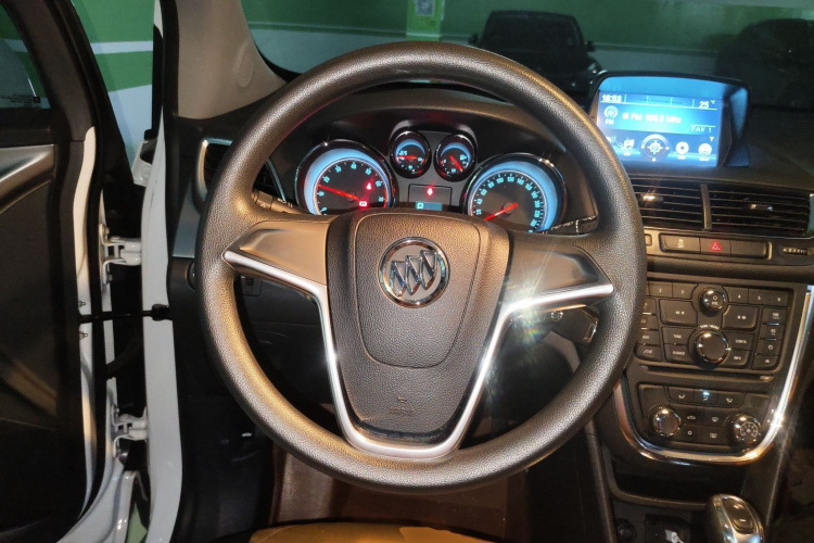 别克 昂科拉 2014款 1.4T 自动两驱都市精英型中控内饰13