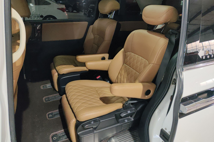 本田 艾力绅 2016款 2.4L 舒适版中控内饰7004