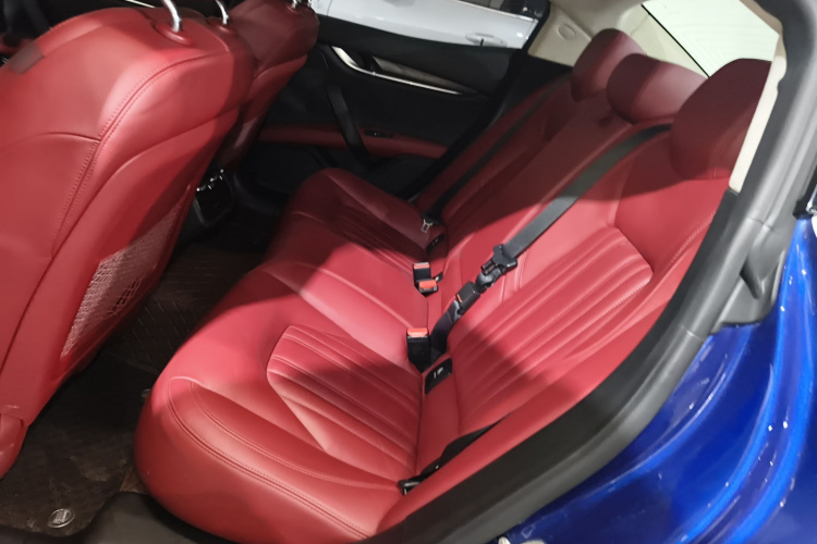 玛莎拉蒂 Ghibli 2014款 3.0T 标准版中控内饰21