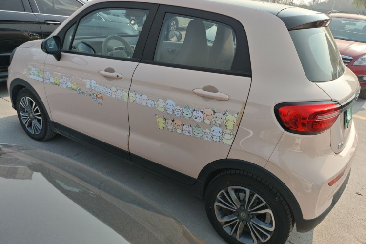 零跑汽车 零跑T03 2024款 403舒享版车身外观4