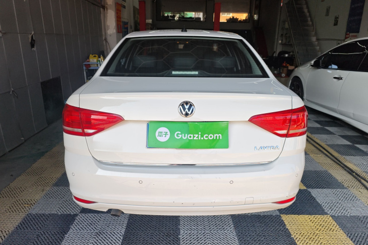 大众 朗逸 2017款 1.6L 自动舒适版车身外观6