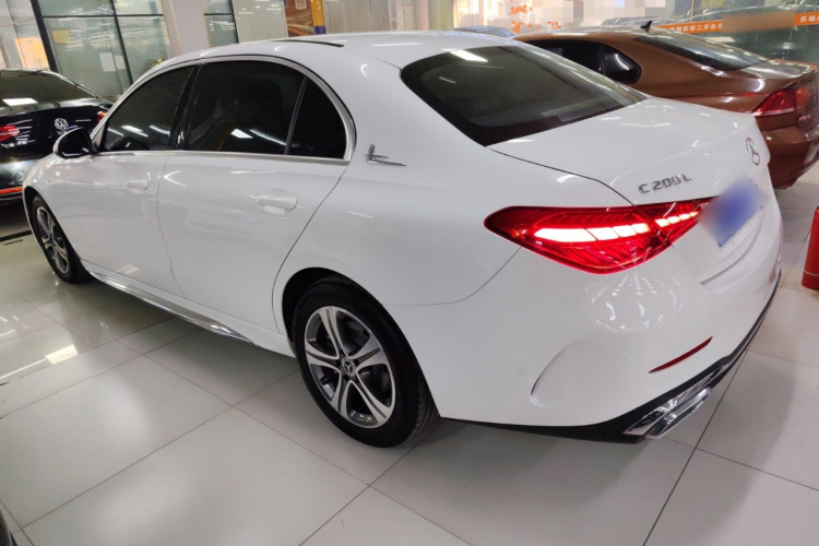 奔驰C级 2022款 改款 C 200 L 运动版车身外观6003