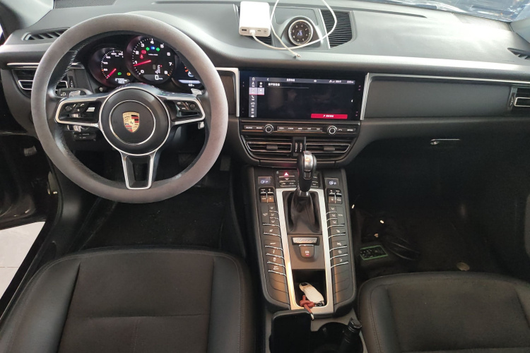 保时捷 2020款 Macan 2.0T中控内饰12