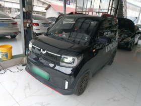 五菱汽车 宏光MINIEV 2022款 GAMEBOY 200km 玩咖款 磷酸铁锂