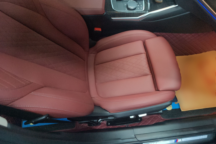 宝马3系 2022款 325Li M运动套装局部细节41