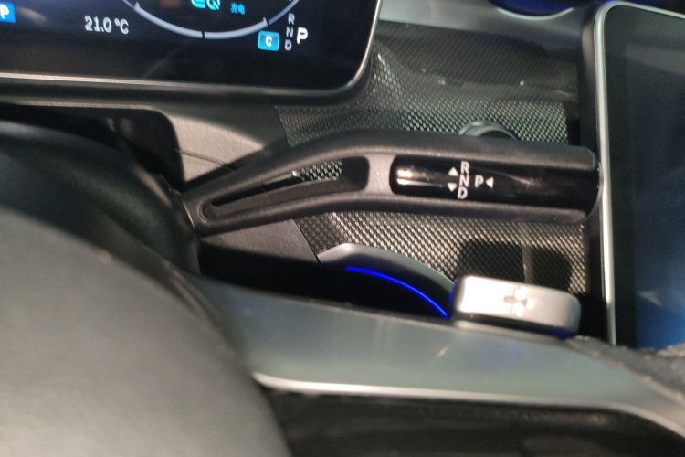 奔驰C级 2022款 改款 C 260 L 运动版局部细节18