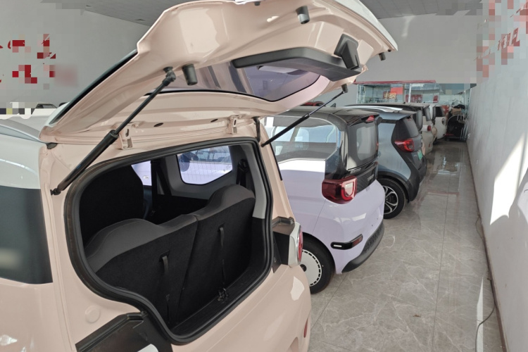 五菱汽车 宏光MINIEV 2024款 第三代 215km 进阶版机舱底盘23