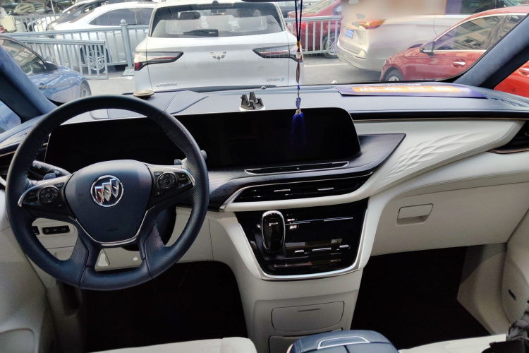 别克GL8 2020款 Avenir艾维亚 四座尊礼版中控内饰7002