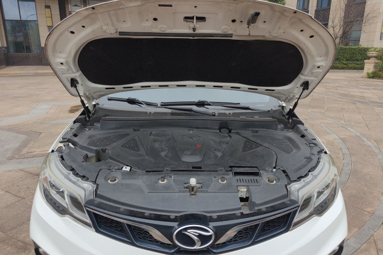 东南DX3 2018款 1.5T CVT尊贵型机舱底盘24