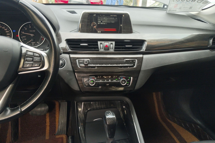 宝马X1 2018款 sDrive20Li 领先型局部细节16