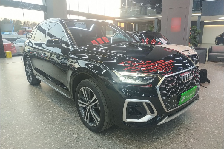 奥迪Q5L 2022款 40T 时尚动感型车身外观6002