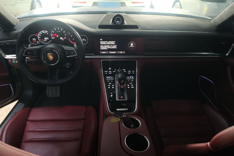 保时捷 2023款 Panamera 2.9T中控内饰7002